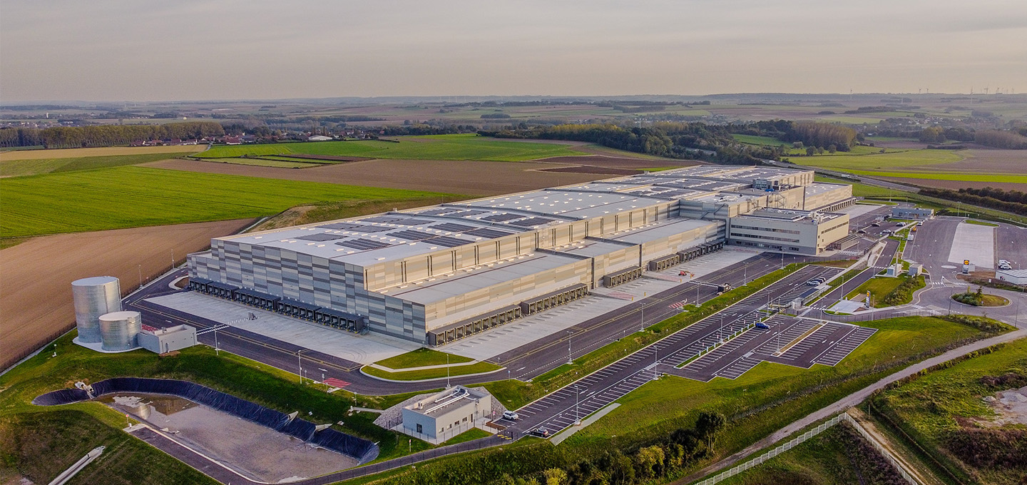 Plateforme logistique réalisée par Demouselle Tertiaire