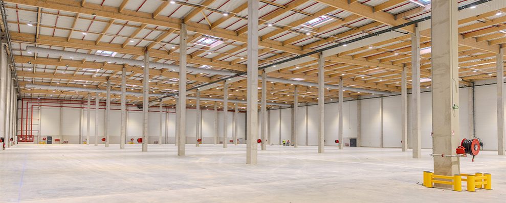 intérieur PLATEFORME LOGISTIQUE DEP 27
